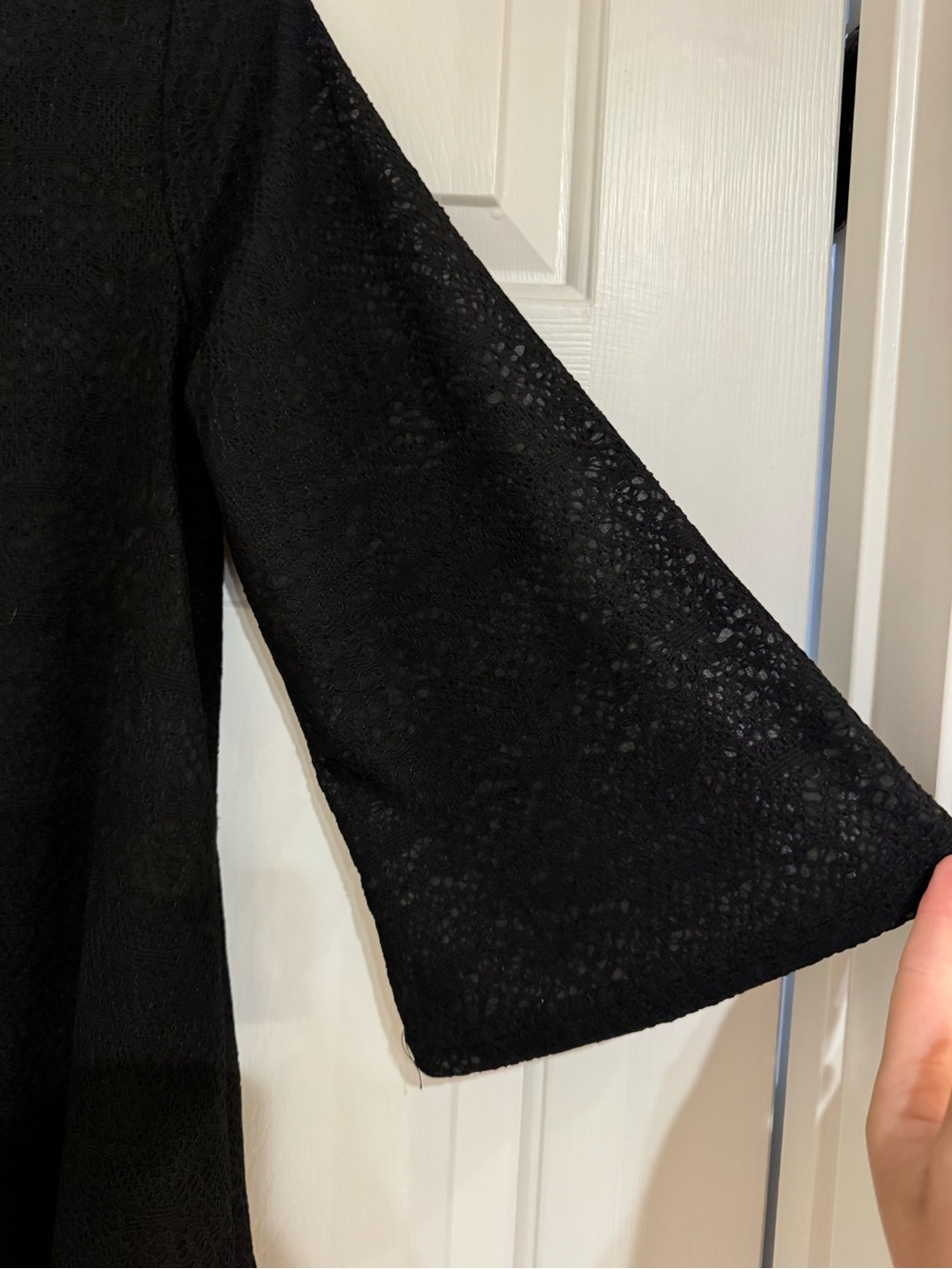 Jordan Taylor Black Lace Bell Sleeve coverup XL